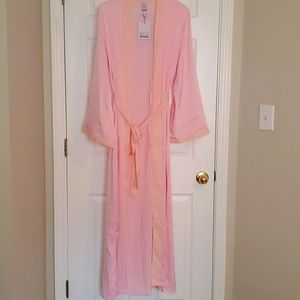 SAVAGE X FENTY SILK ROBE